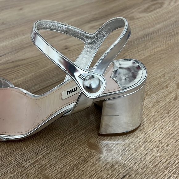 Miu Miu Metallic Silver Leather Ankle Strap Block Heel Sandals - Picture 6 of 15